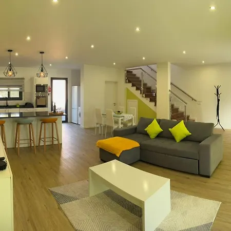 D - Delightful With Free Private Parking Apartamento *