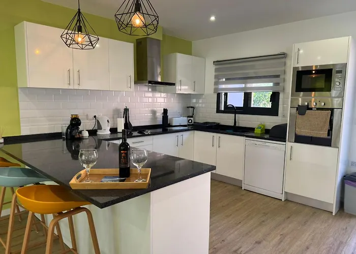 D - Delightful With Free Private Parking Apartamento *