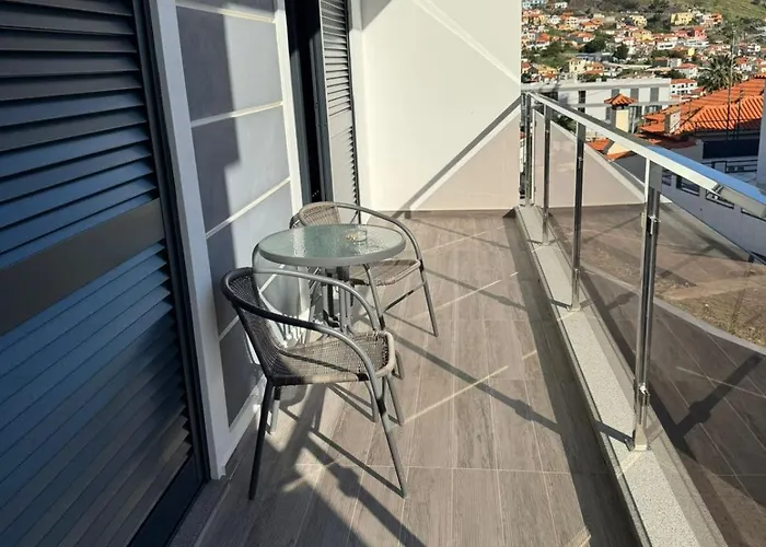 Apartamento D - Delightful With Free Private Parking