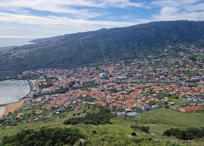 D - Delightful With Free Private Parking Apartamento