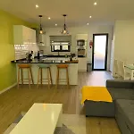 D - Delightful With Free Private Parking Machico (Madeira)