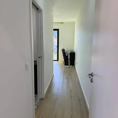 Apartamento Delightful With Free Private Parking *