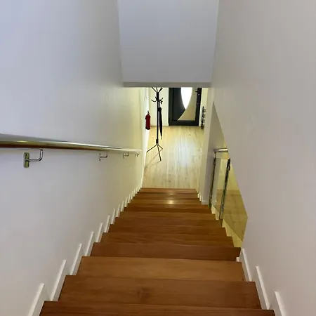 Delightful With Free Private Parking Apartamento *