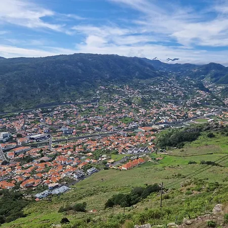 Daire D - Delightful With Free Private Parking Machico (Madeira)